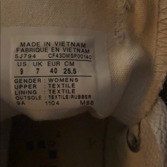 Light Grey Converse - Picture 2 of 3